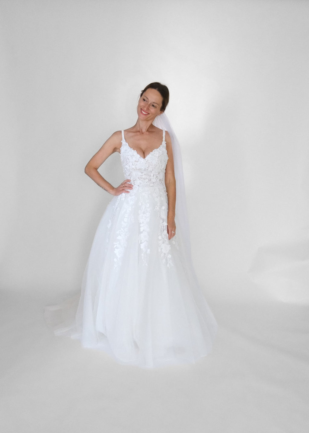 Wedding Gown WD123