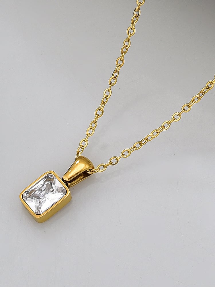 Glass Stone Necklace