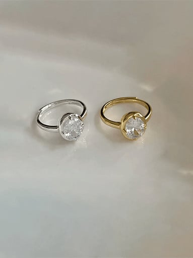 Oval Minialistic Ring