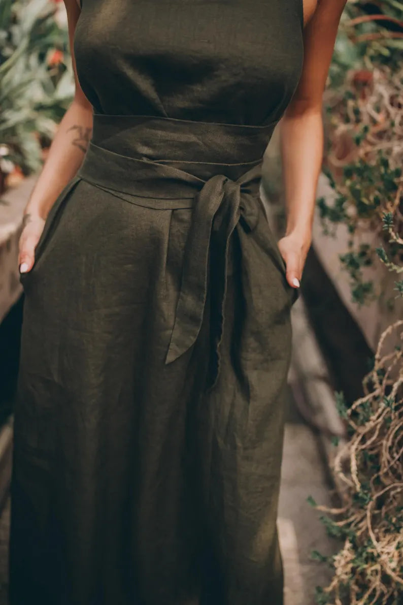 V-neck Maxi dress